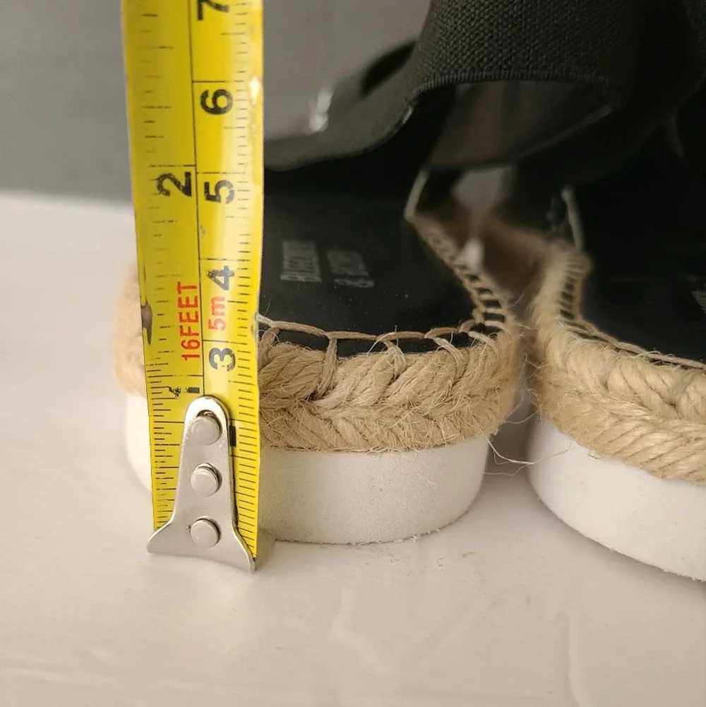 Bleecker & Bond Espadrille sandals women's sz10 M snake print